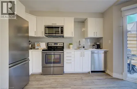895 Maple Avenue Burlington ON L7S 2H7