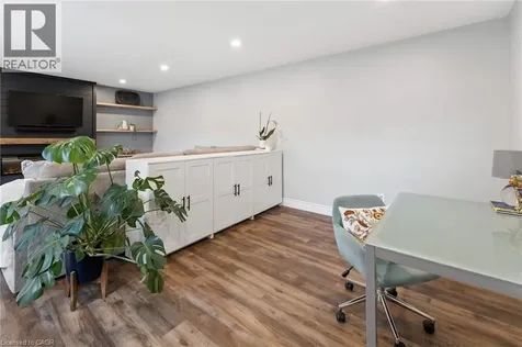 137 Donald Street Kitchener ON N2B 3G7
