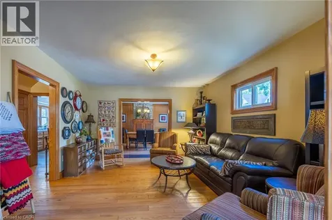 5 Hawthorne Avenue Simcoe ON N3Y 2L6