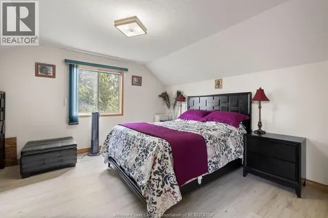 4577 Hunt Club Crescent Windsor ON N9G 2P6