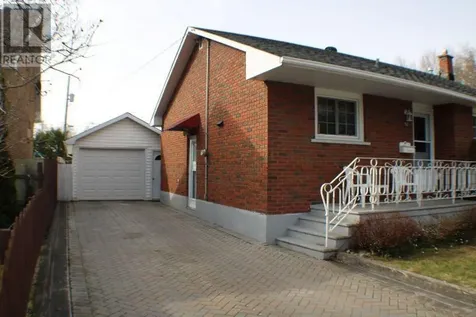 52 Grandview Ave E Sault Ste Marie ON P6B 3V8