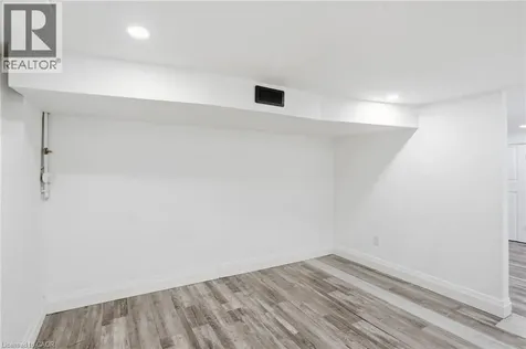 40 Garfield Avenue North Hamilton ON L8M 2R6