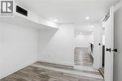 40 Garfield Avenue North Hamilton ON L8M 2R6