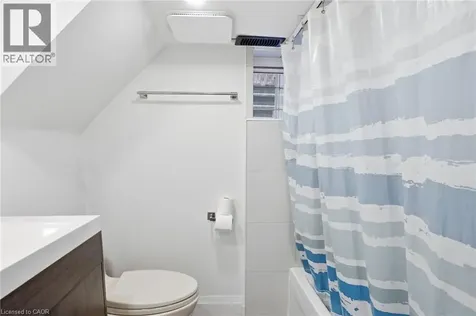 40 Garfield Avenue North Hamilton ON L8M 2R6