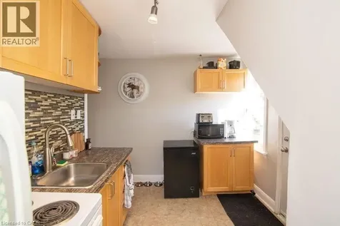 245 East 22nd Street Hamilton ON L8V 2V8