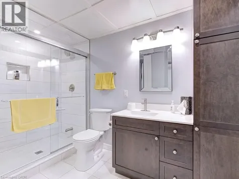 1572 Newlands Crescent Burlington ON L7M 1V6