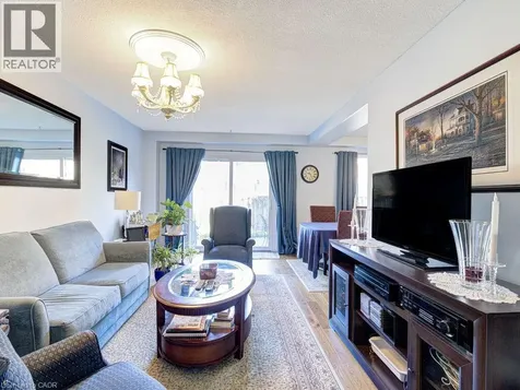 1572 Newlands Crescent Burlington ON L7M 1V6