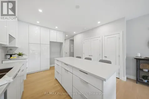 32 Brunel Road Huntsville ON P1H 1P5