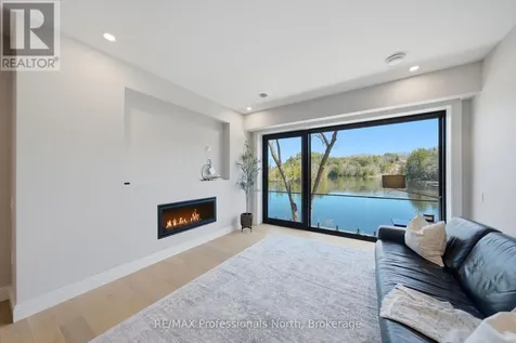 32 Brunel Road Huntsville ON P1H 1P5