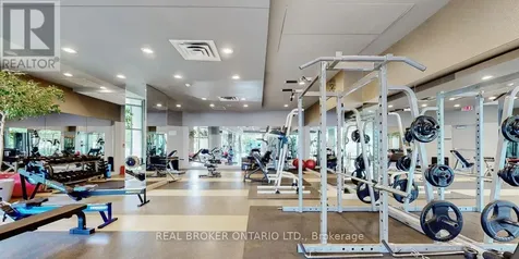 228 Queens Quay West Toronto (waterfront Communities) ON M5J 2X1