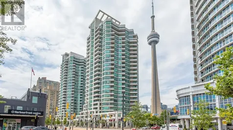 228 Queens Quay West Toronto (waterfront Communities) ON M5J 2X1