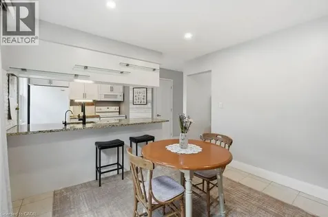 1402 Ghent Avenue Burlington ON L7S 1W8
