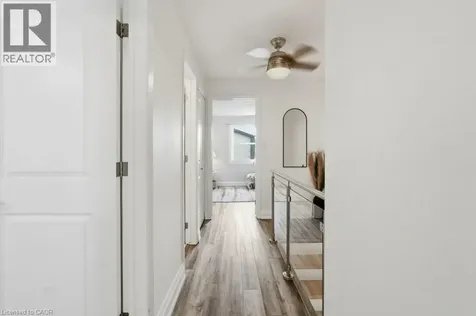 1402 Ghent Avenue Burlington ON L7S 1W8