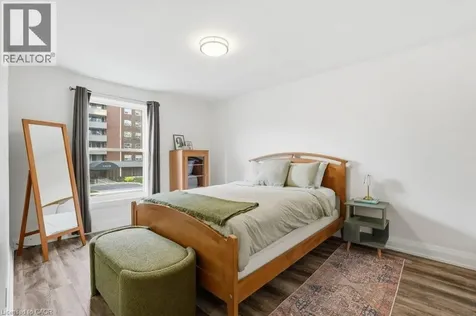1402 Ghent Avenue Burlington ON L7S 1W8
