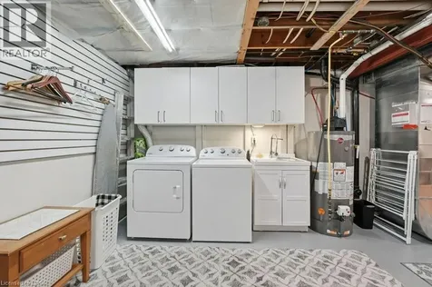 1402 Ghent Avenue Burlington ON L7S 1W8