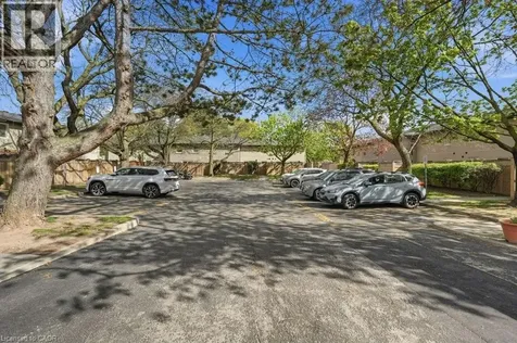1402 Ghent Avenue Burlington ON L7S 1W8