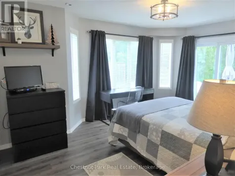 17 Valleymede Court Collingwood ON L9Y 3Y9
