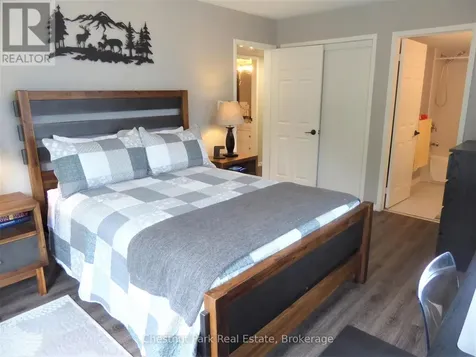 17 Valleymede Court Collingwood ON L9Y 3Y9