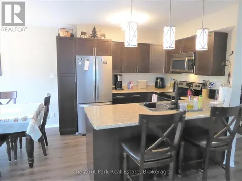 17 Valleymede Court Collingwood ON L9Y 3Y9