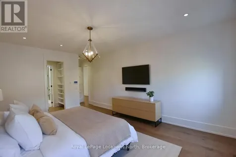 277 Jozo Weider Boulevard Blue Mountains ON L9Y 1V0