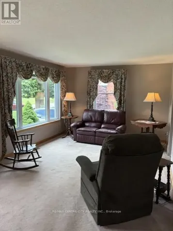 28 Dieppe Drive St. Thomas ON N5R 4G7