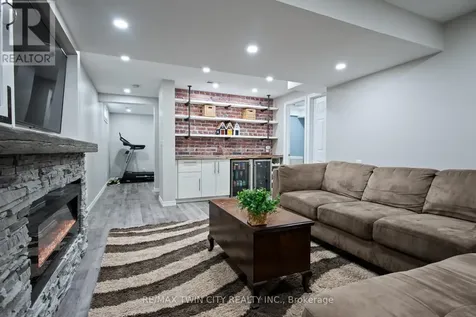 729 Brandenburg Boulevard Waterloo ON N2T 2V4