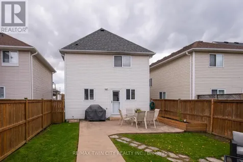 729 Brandenburg Boulevard Waterloo ON N2T 2V4