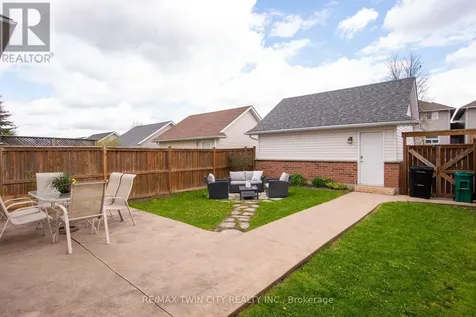 729 Brandenburg Boulevard Waterloo ON N2T 2V4