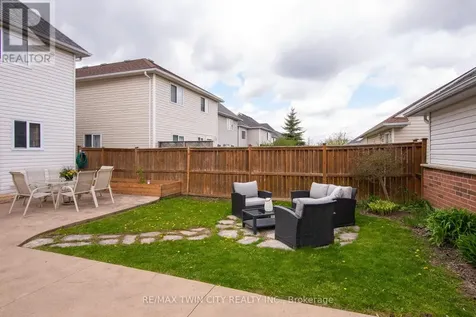 729 Brandenburg Boulevard Waterloo ON N2T 2V4