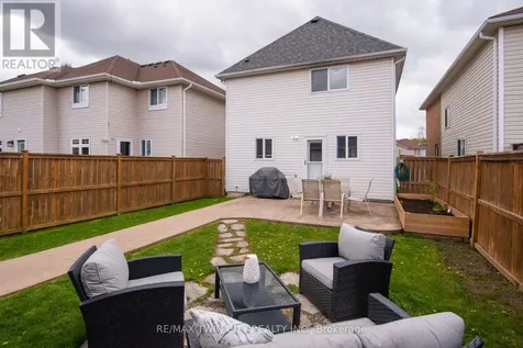 729 Brandenburg Boulevard Waterloo ON N2T 2V4