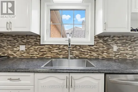 10 Woodside Drive Tillsonburg ON N4G 5P9