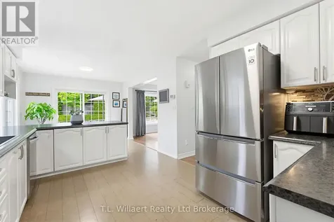 10 Woodside Drive Tillsonburg ON N4G 5P9