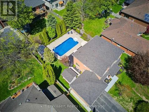 10 Woodside Drive Tillsonburg ON N4G 5P9