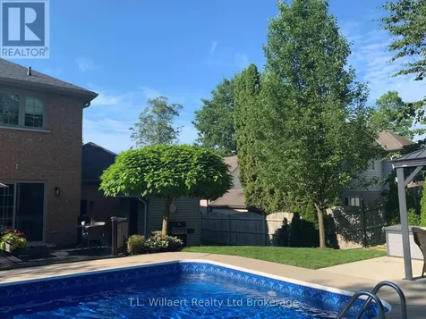 10 Woodside Drive Tillsonburg ON N4G 5P9
