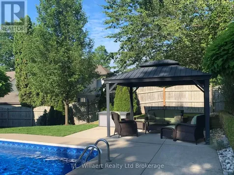 10 Woodside Drive Tillsonburg ON N4G 5P9