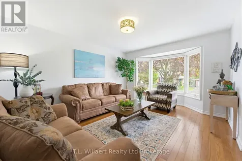 10 Woodside Drive Tillsonburg ON N4G 5P9