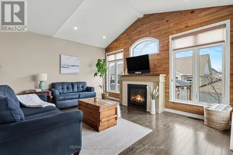 819 Tewin Circle Ottawa ON K4A 1K2