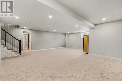 819 Tewin Circle Ottawa ON K4A 1K2