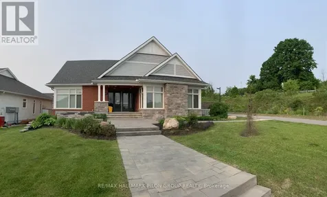 819 Tewin Circle Ottawa ON K4A 1K2