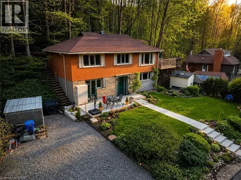1343 Hidden Valley Road Burlington ON L7P 0T5