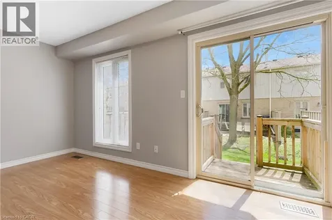 302 College Ave W Guelph ON N1G 4T6