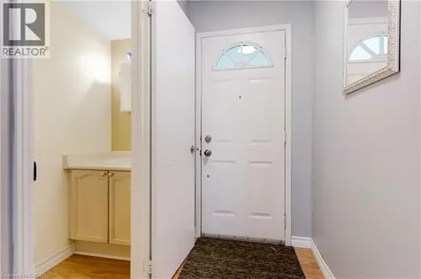 302 College Ave W Guelph ON N1G 4T6