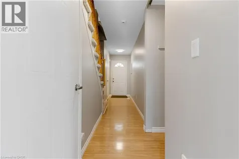 302 College Ave W Guelph ON N1G 4T6