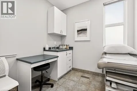 136 Young Street Hamilton ON L8N 1V6