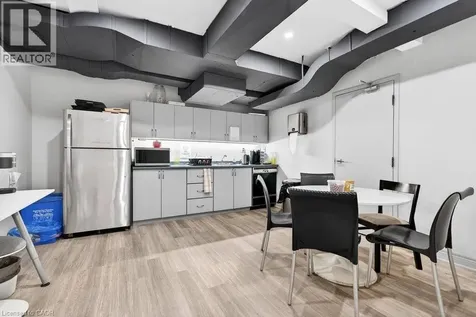 136 Young Street Hamilton ON L8N 1V6