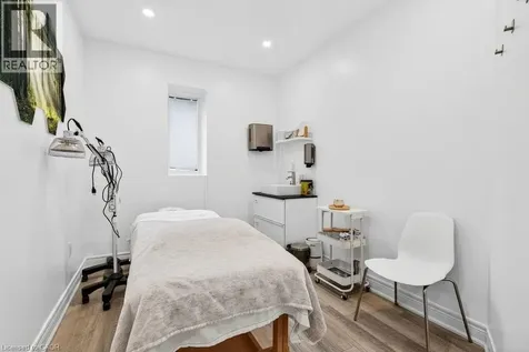 136 Young Street Hamilton ON L8N 1V6