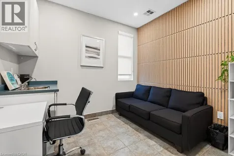 136 Young Street Hamilton ON L8N 1V6