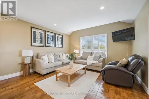 96 Hay Crescent Cambridge ON N1P 1H7