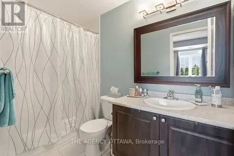109 Artesa Private Ottawa ON K2S 0J8
