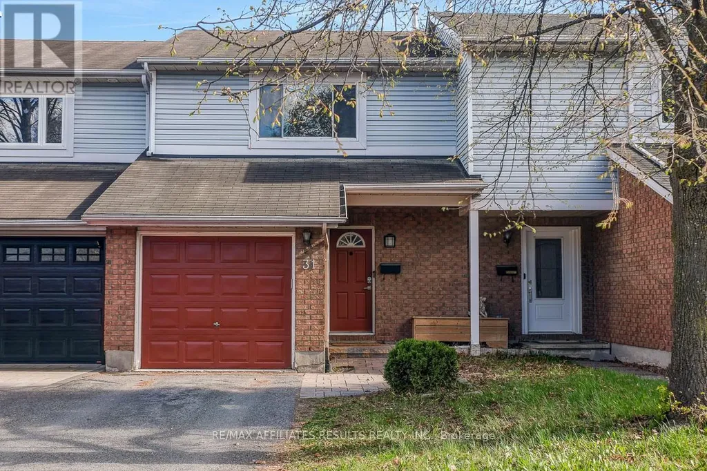 31 Ipswich Terrace Ottawa ON K2K 2R5
